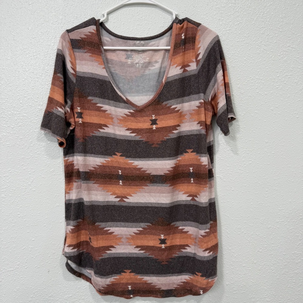 24/7 Comfort Apparel Womens Aztec Print V-Neck Short Sleeve Top Rust Brown L